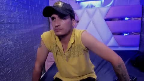 Axell Cross2 online show from January 2025 12:50:01 AM