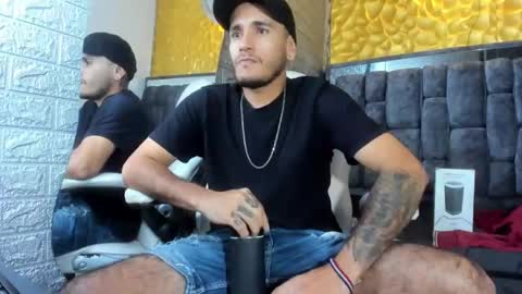 Axell Cross2 online show from March 2025 08:11:01 PM