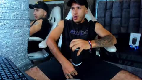 Axell Cross2 online show from March 2025 05:46:01 AM