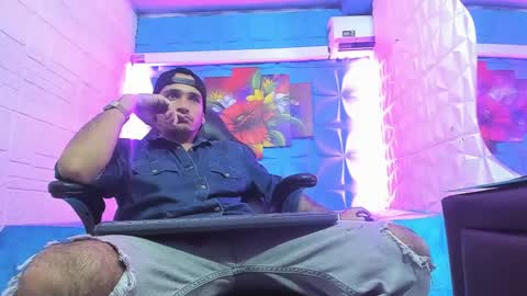 Axell Cross2 online show from September 2025 01:41:02 AM