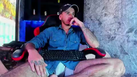 Axell Cross2 online show from April 2026 01:41:01 PM