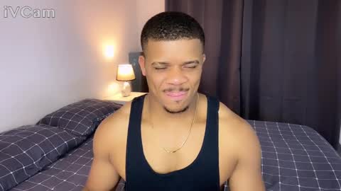 Snapshot of axelldasilva chatting on March 2025 12:11:01 AM AXEL DA SILVA online show from March 2025 12:11:01 AM