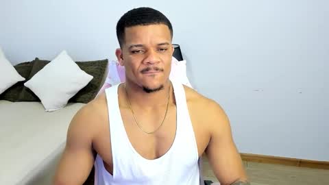 Snapshot of axelldasilva chatting on September 2025 11:50:01 PM AXEL DA SILVA online show from September 2025 11:50:01 PM