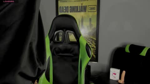 Axel Raven online show from January 2025 01:47:02 PM