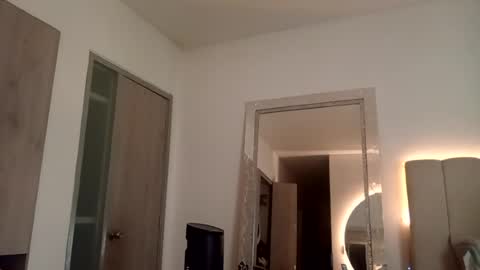 Snapshot of axelstones_ chatting on July 2026 09:11:02 AM Axel online show from July 2026 09:11:02 AM