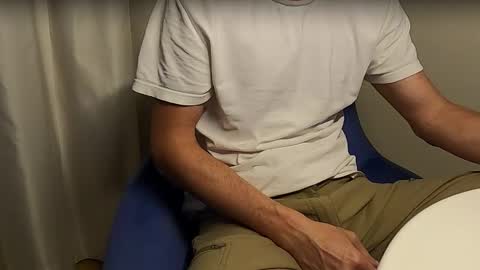 Axl online show from September 2025 10:42:01 PM