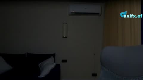 Axl online show from March 2026 03:27:01 PM