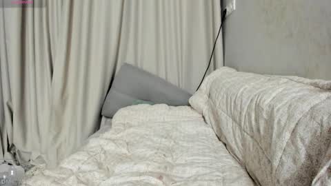 Ayesha online show from February 2026 04:09:02 AM