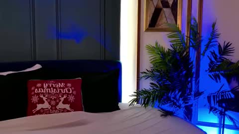 Ayla online show from December 2025 07:21:01 PM