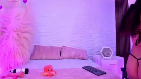 Snapshot of aylinlove_ chatting on June 2026 11:47:02 AM aylinlove_ online show from June 2026 11:47:02 AM