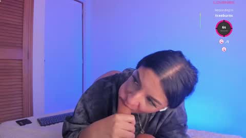 Aylin  online show from March 2025 05:24:02 AM