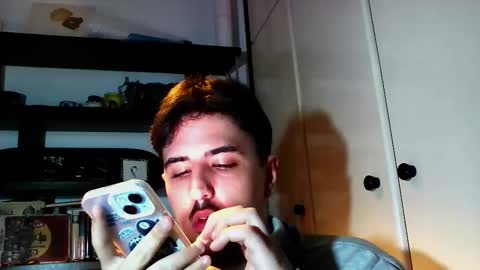 Snapshot of aymimadrdelbich0 chatting on February 2026 06:53:02 PM ApoloArt online show from February 2026 06:53:02 PM