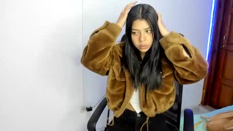 aysha_winxx online show from November 2025 03:17:01 AM