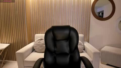 Ayshel online show from October 2025 03:36:02 AM