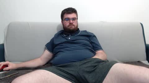 Snapshot of azer912 chatting on November 2025 10:15:01 PM Azer online show from November 2025 10:15:01 PM