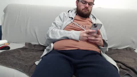 Snapshot of azer912 chatting on November 2025 08:41:01 PM Azer online show from November 2025 08:41:01 PM