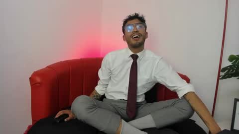 Snapshot of aziel_jenner chatting on April 2026 04:52:01 AM Aziel online show from April 2026 04:52:01 AM