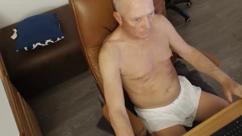 Mike online show from February 2025 08:50:01 PM