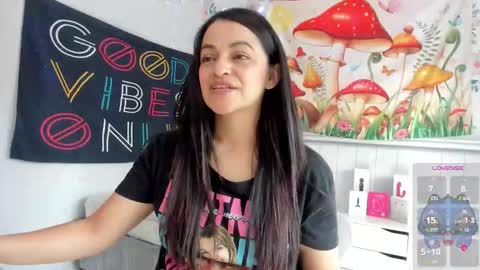 Snapshot of azucenaxxxgp chatting on November 2025 03:04:01 PM Azucena R online show from November 2025 03:04:01 PM