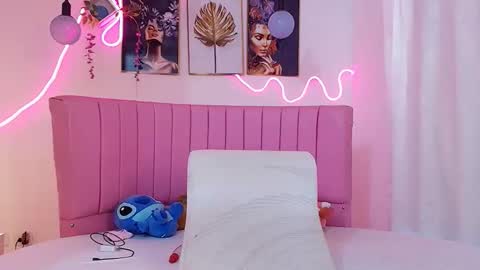 Snapshot of azul_horny chatting on May 2026 10:38:01 PM PRINCESS AZUL. online show from May 2026 10:38:01 PM