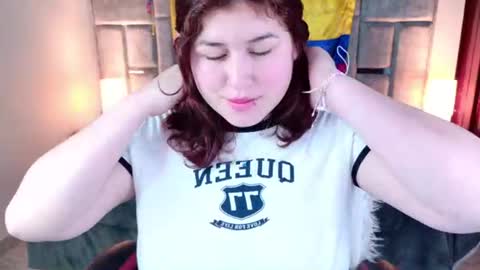 Snapshot of azul_veraa chatting on July 2026 12:11:02 PM Azul online show from July 2026 12:11:02 PM