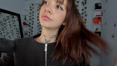 azumi saan online show from December 2025 02:06:02 AM