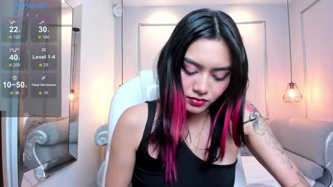 Azura online show from January 2025 07:40:01 PM