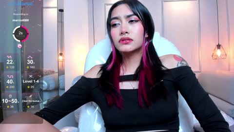 Azura online show from February 2025 09:17:01 PM