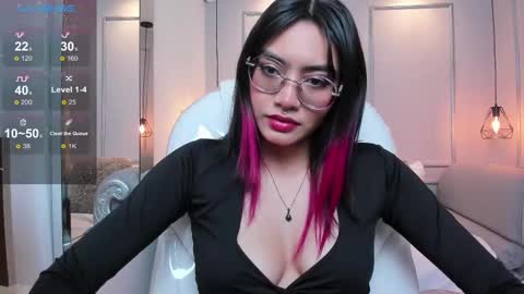 Azura online show from March 2025 07:27:02 PM