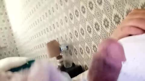 azze67 online show from October 2025 08:16:02 AM