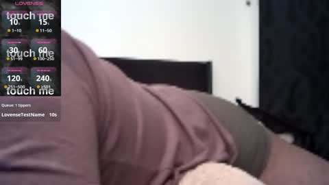 Snapshot of azzlikemine chatting on December 2024 12:33:01 AM cjae online show from December 2024 12:33:01 AM