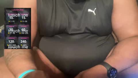 Snapshot of azzlikemine chatting on September 2025 06:11:02 PM cjae online show from September 2025 06:11:02 PM