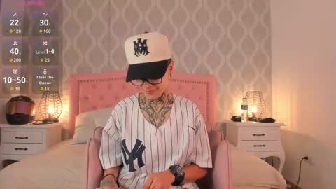 Anny online show from October 2025 12:50:01 PM