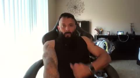 Miguel online show from September 2025 04:01:02 PM