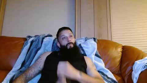 Miguel online show from November 2025 08:03:01 AM