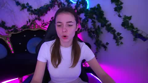 Babe online show from November 2025 08:58:01 AM