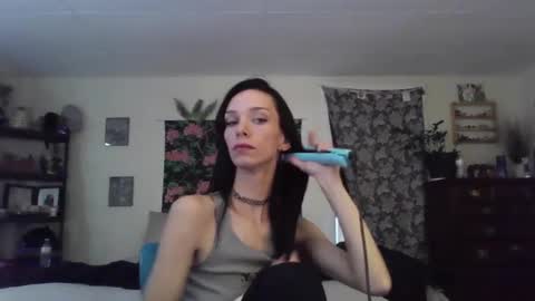 Fern Browning online show from September 2025 02:19:01 PM