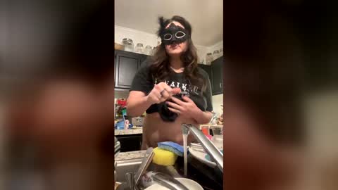 Snapshot of baby_girl_93 chatting on December 2025 10:42:01 AM baby_girl_93 online show from December 2025 10:42:01 AM