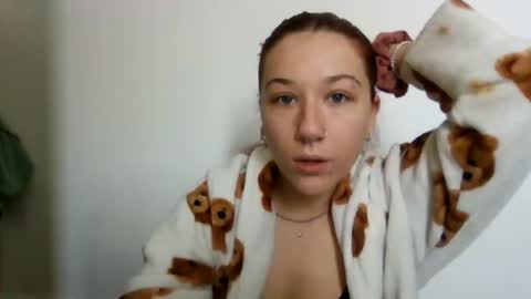 Snapshot of baby_girls2224 chatting on January 2026 12:40:01 PM baby_girls2224 online show from January 2026 12:40:01 PM