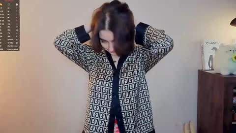 Emily online show from April 2026 07:52:01 AM