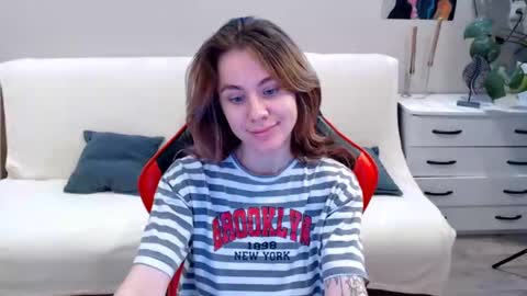 baby_kitte online show from January 2025 04:22:01 PM