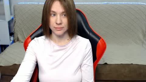 baby_kitte online show from February 2026 01:04:02 AM