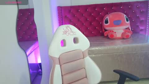 Snapshot of baby_nicols_m chatting on February 2026 10:56:02 AM Nico online show from February 2026 10:56:02 AM