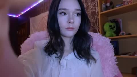 Snapshot of baby_onface chatting on June 2026 06:21:02 PM Alice online show from June 2026 06:21:02 PM