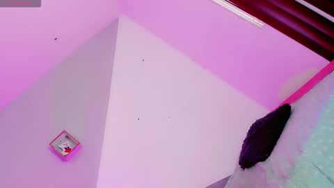 Baby-Rouss online show from November 2025 01:40:01 PM