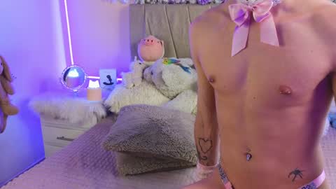 Snapshot of baby_xian chatting on December 2024 04:16:02 AM Dani online show from December 2024 04:16:02 AM