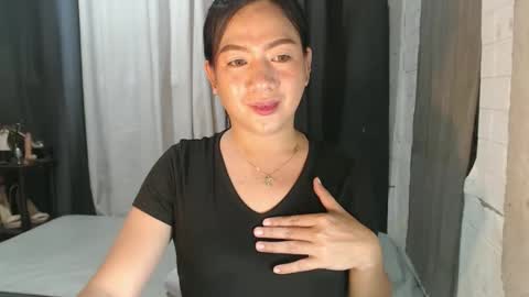 Snapshot of babyamandaxx chatting on November 2025 10:40:02 AM AMANDA online show from November 2025 10:40:02 AM