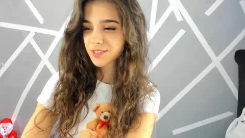 Aylin  online show from December 2024 05:38:01 AM