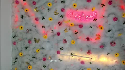 Aylin  online show from January 2025 11:46:01 AM