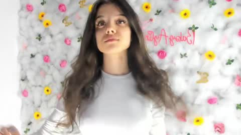 Aylin  online show from March 2025 03:20:01 PM